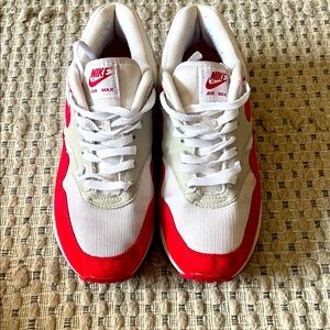 Nike Air Max 1 Anniversary White and Red Sneakers